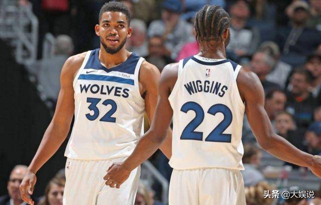 连进五球！巴萨5-3翻盘，悍将戴帽，西甲狂飙6连胜，稳住头名位置（巴萨5-3逆转连轰五球，悍将戴帽，西甲六连胜稳居榜首）