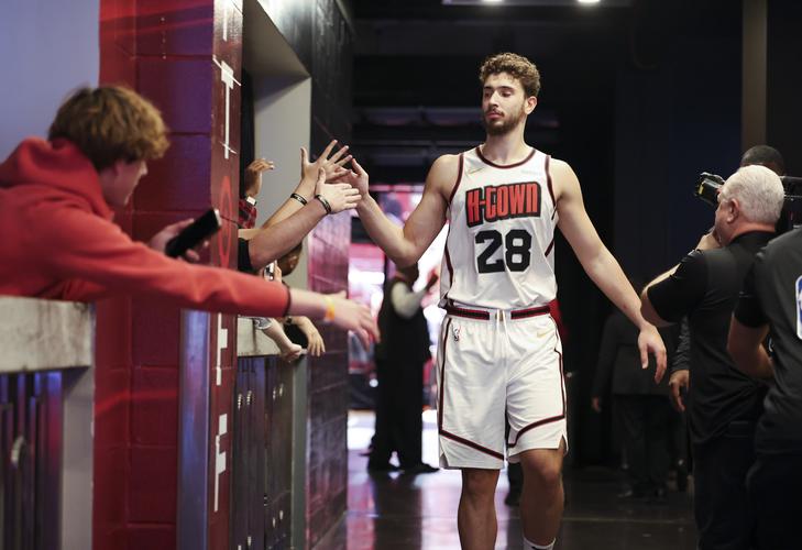 小法：我对从事教练充满激情；从温格身上学会了培养年轻人（小法：热爱执教事业，受温格启迪专注培养年轻球员）