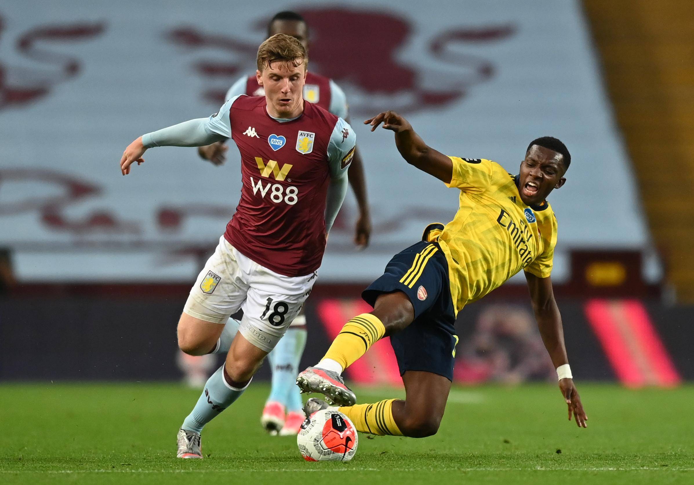 NBA交易市场动态：湖人完成外援引进,（NBA交易快讯：湖人敲定外援加盟）