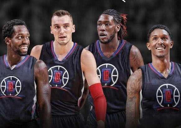 曼联明晨客战狼队，取胜可跃居第六（曼联明晨客场挑战狼队，赢球可升至第六位）