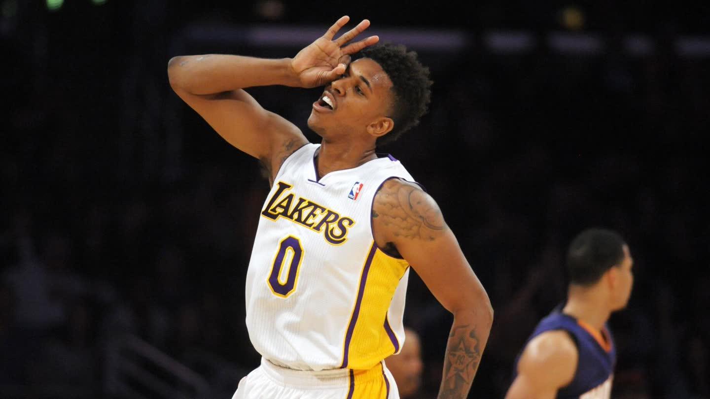 国王官方：对阵老鹰的比赛库尔将重返大名单（国王官宣：库尔将在对阵老鹰一战回归大名单）