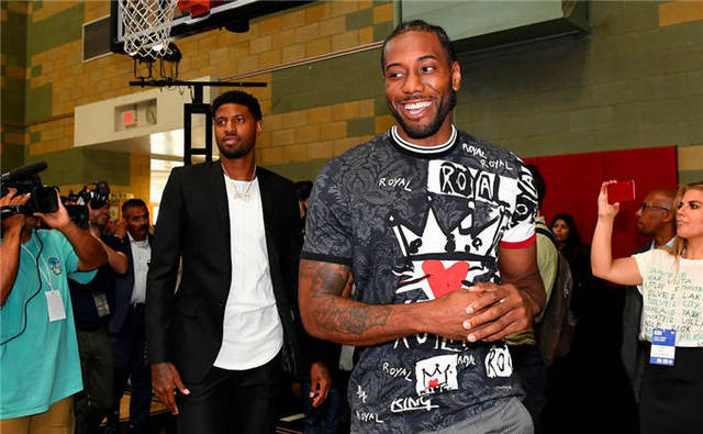 斯洛特：索博无缘世界杯？他在红军经历过失望了，他会没事的（斯洛特谈索博或缺席世界杯：在红军已历经挫折，他会没事的）