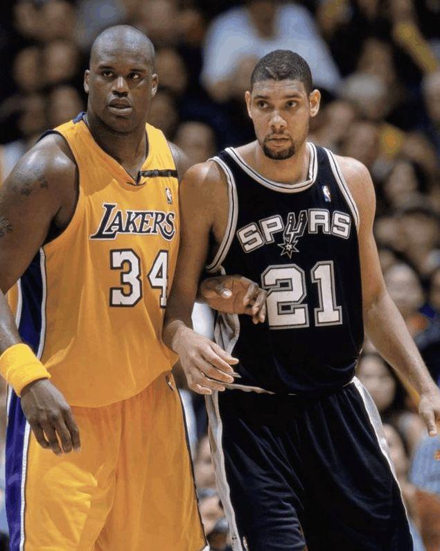 西甲前瞻：皇马力求新年前三连胜，塞维利亚相互交锋明显劣势（西甲前瞻：皇马冲击年前三连胜，塞维利亚历史交锋处于下风）