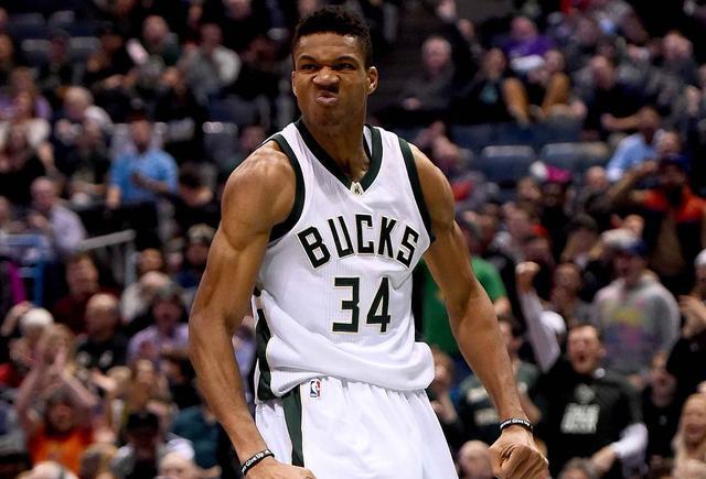 国米vs拉齐奥：劳塔罗搭档博尼，巴雷拉、恰尔汗奥卢出战（国米迎战拉齐奥：劳塔罗携手博尼，巴雷拉与恰尔汗奥卢出战）